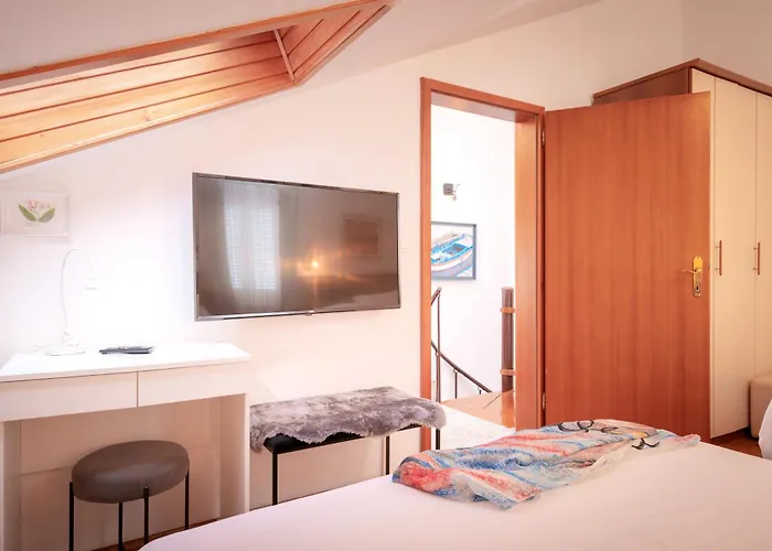 Kalina Deluxe Apartments